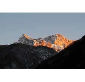 Enrosadira on Col Nudo and Cime di Pino