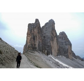 Le incredibili e strapiombanti pareti nord delle Tre cime di Lavaredo