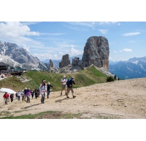 Going up towards Rifugio Nuvolau